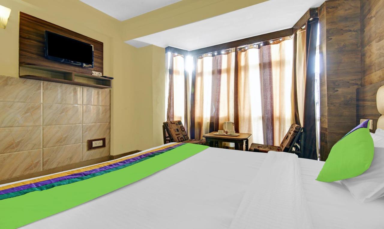 Itsy Hotels Amrita Raghunath Bazaar Jammu Exterior photo