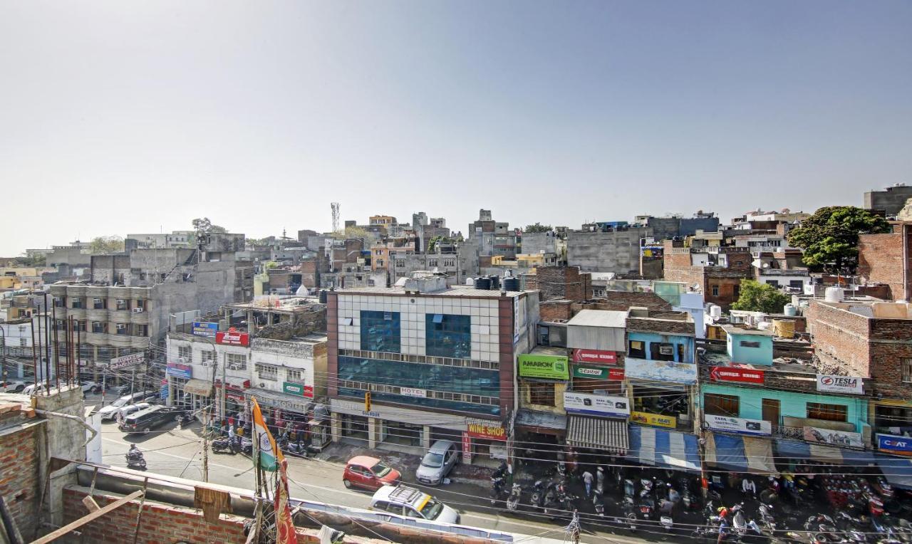 Itsy Hotels Amrita Raghunath Bazaar Jammu Exterior photo